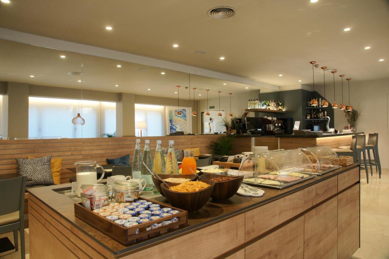 Hotel Costabella Girona Luaran gambar